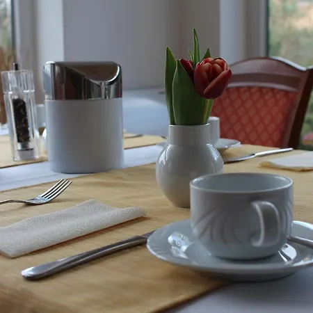 Lindenhotel Szálloda