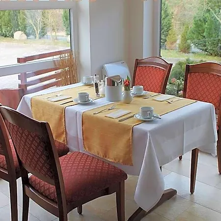 Lindenhotel Hotel 3*