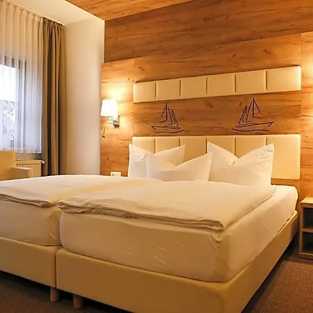Hotel Lindenhotel 3*